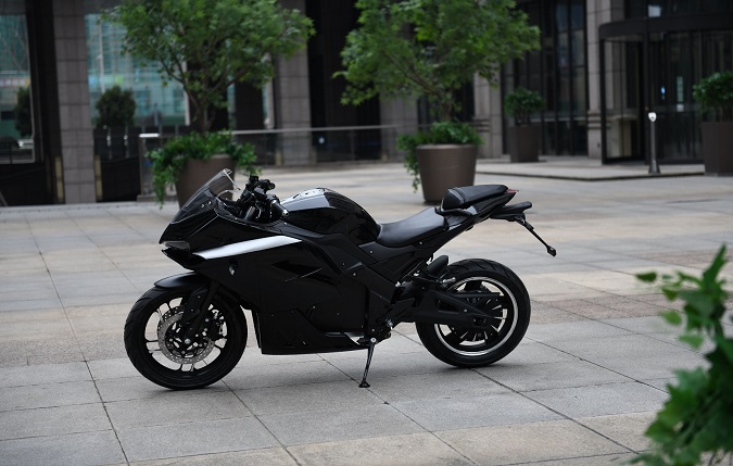 The Environment of Racing Electric Motorcycle